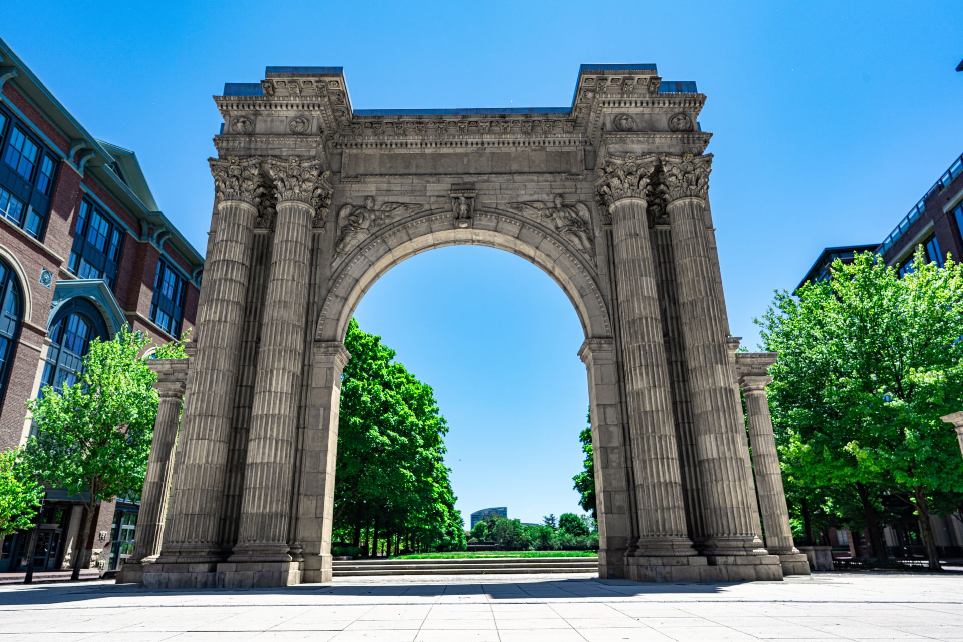 Picture of Union Station arch in Columbus Ohio